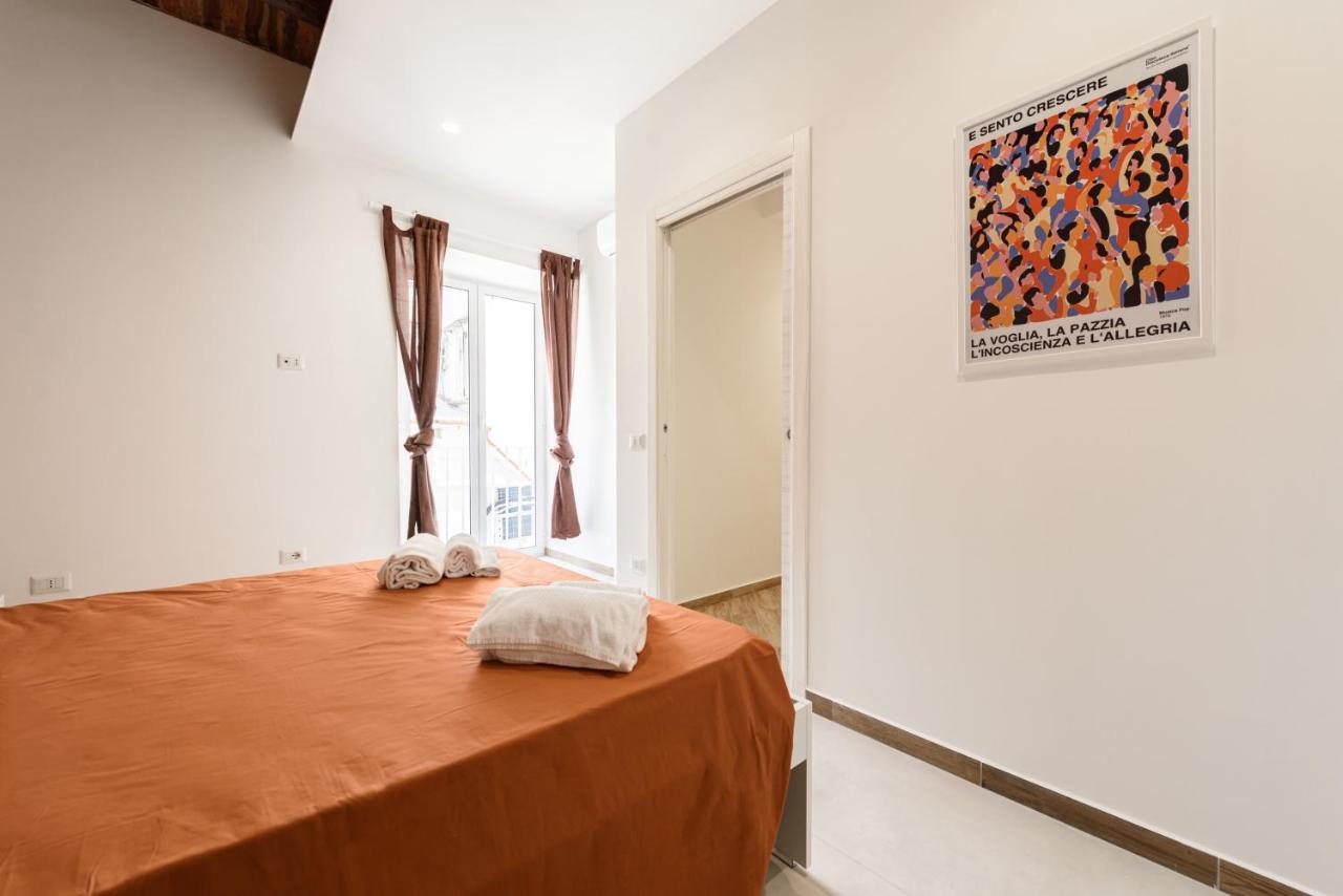 Vita Napoletana Napels Buitenkant foto